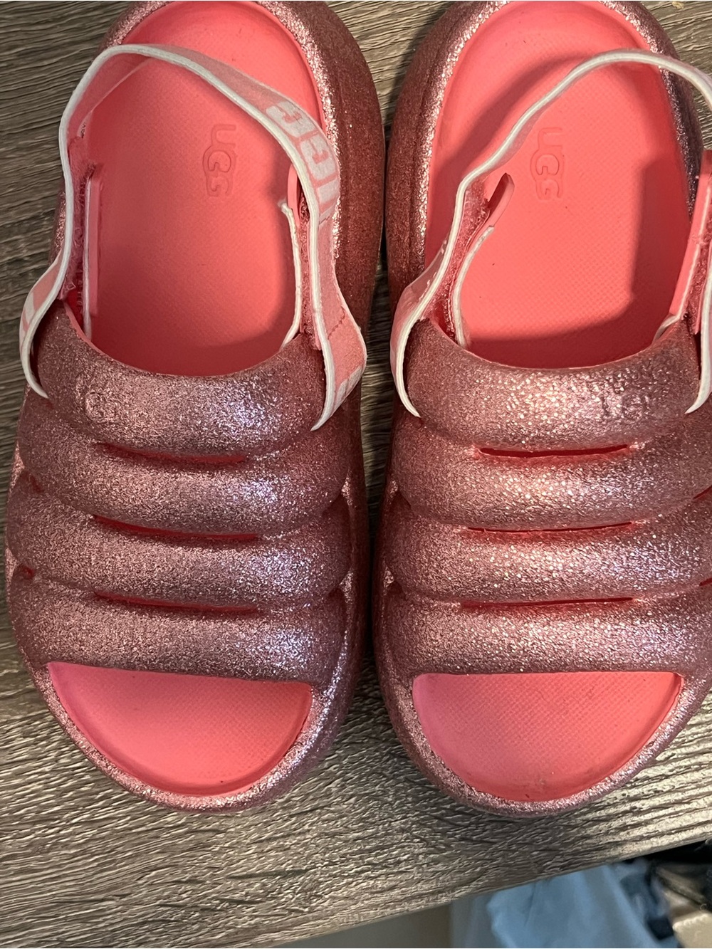 UGG Kids Glitter Puff Slide Sandals in Shimmering Pink - Picture 3 of 5